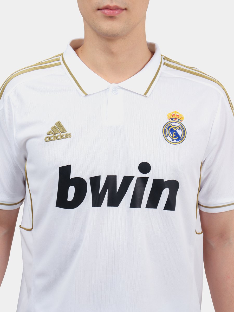 Real Madrid Retro futbol formasi (WHB) — rasm 3